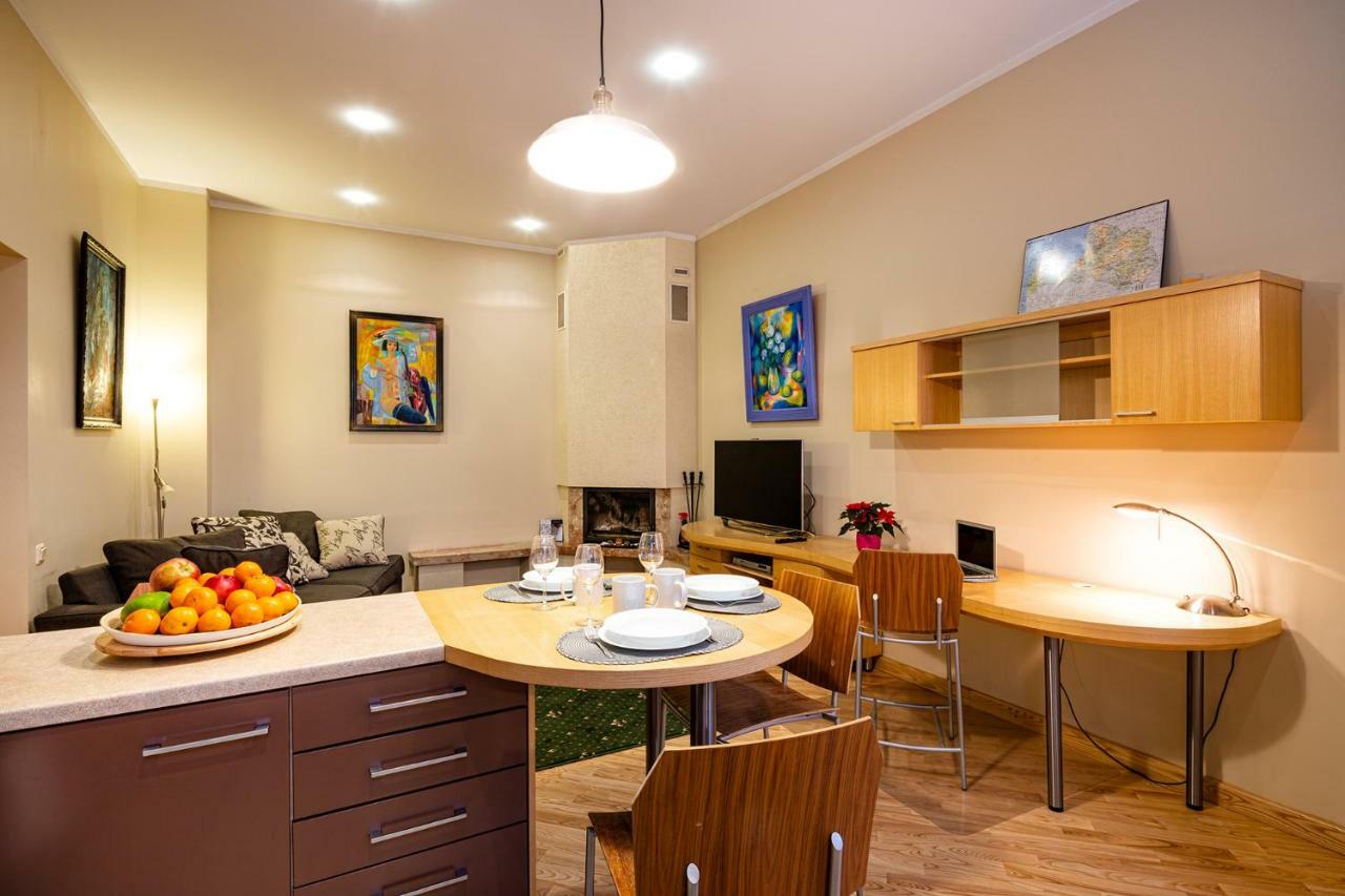 Kalnina Quiet Apartment In City Center Riga Kültér fotó